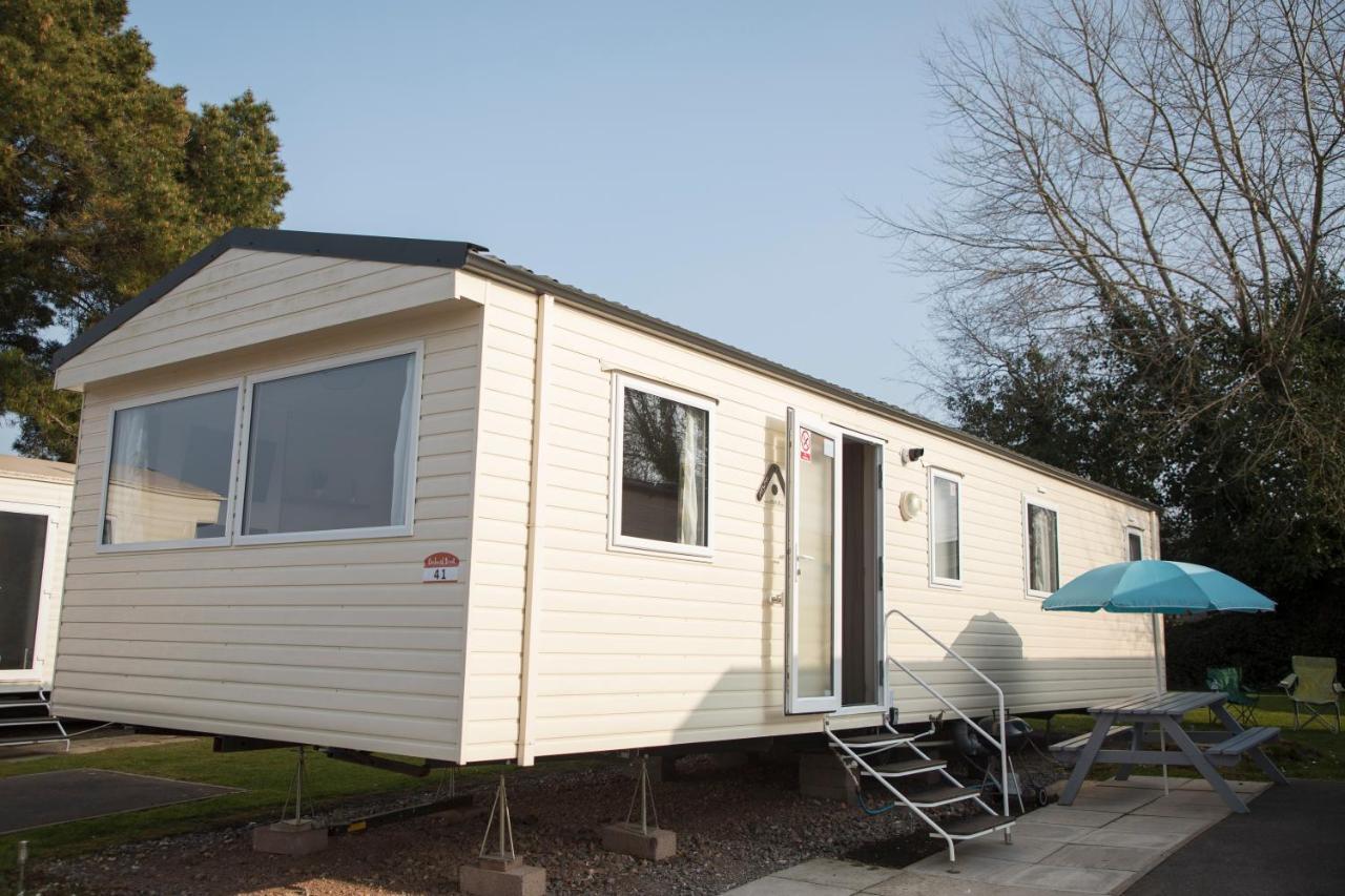 41 Orchard Bank, 3 Bed, Rockley Park Poole 빌라 외부 사진