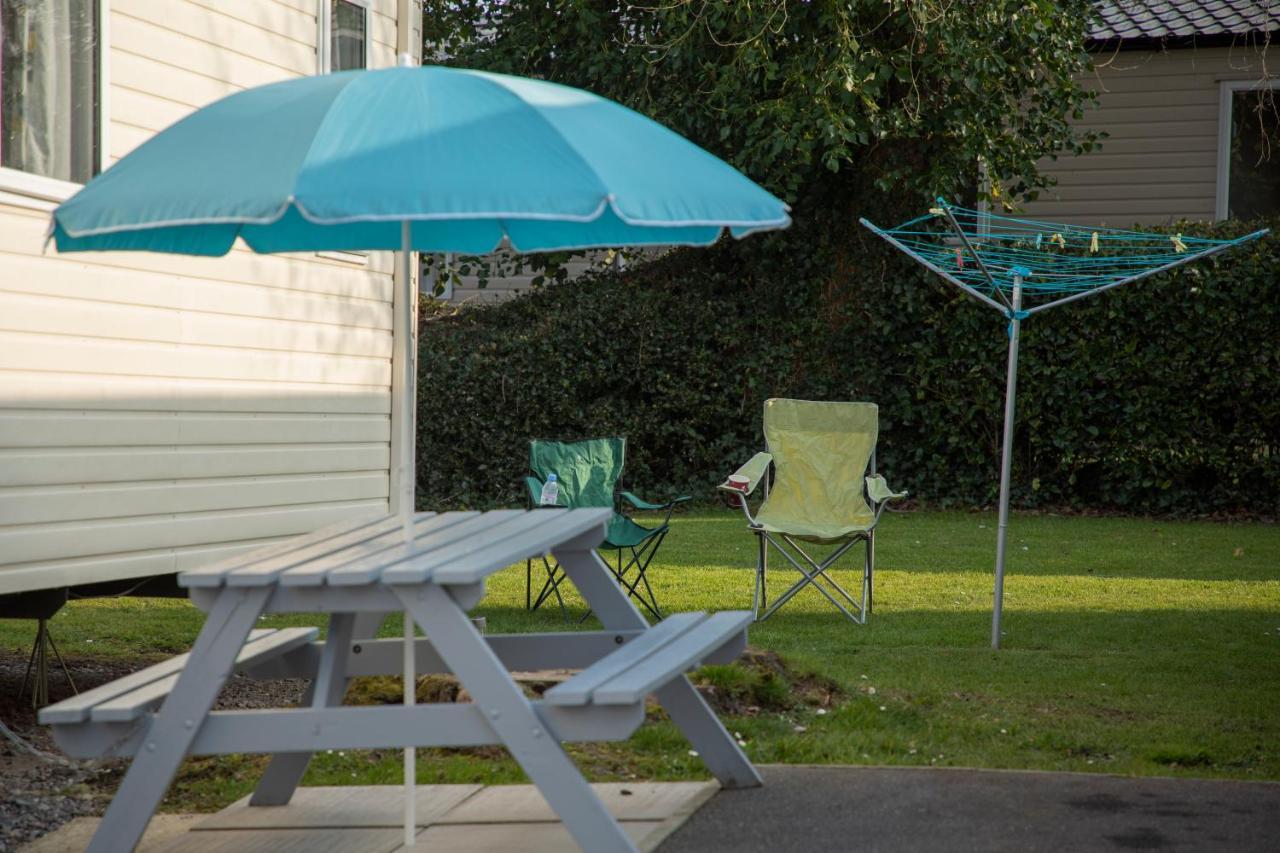 41 Orchard Bank, 3 Bed, Rockley Park Poole 빌라 외부 사진