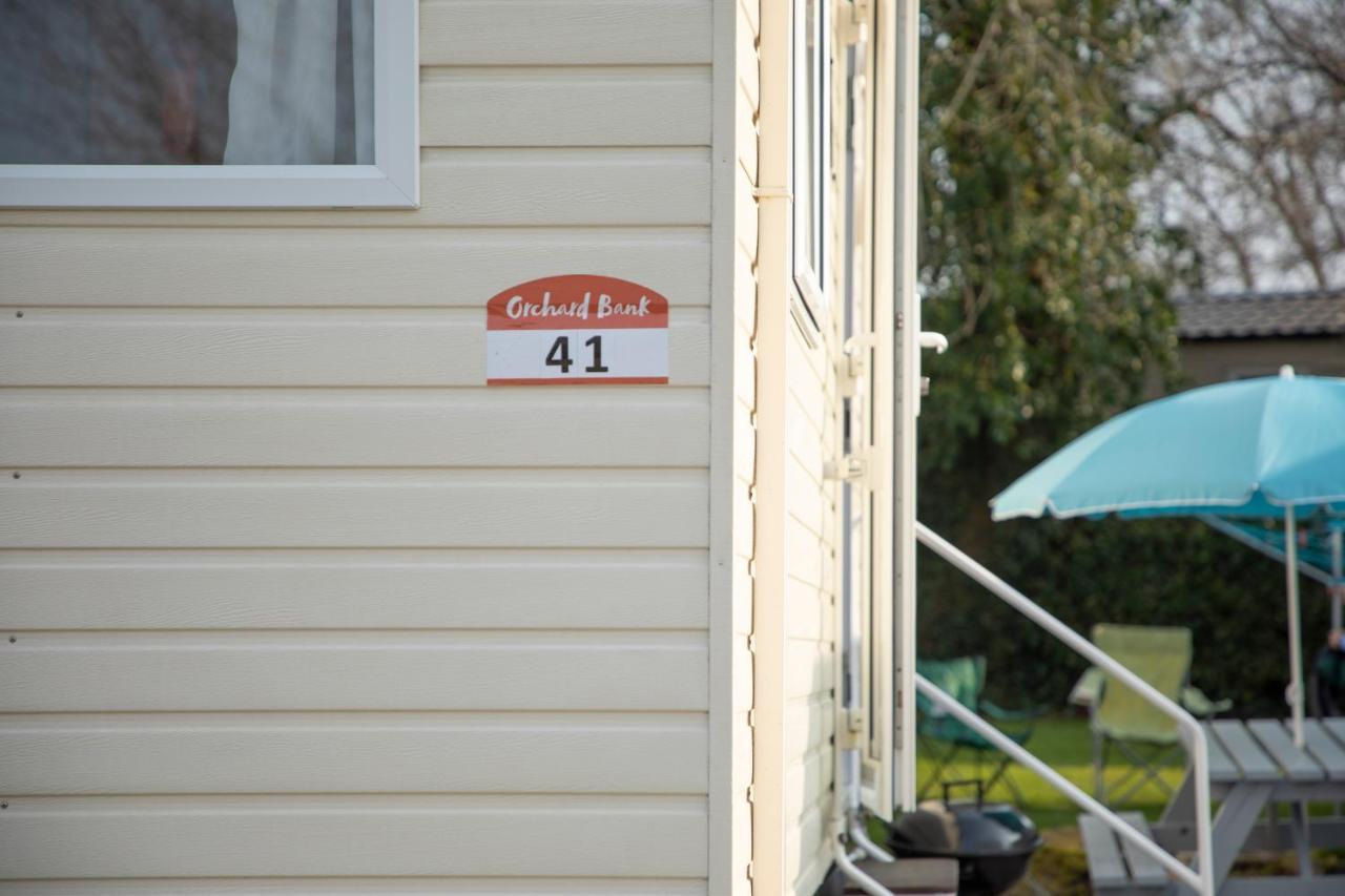 41 Orchard Bank, 3 Bed, Rockley Park Poole 빌라 외부 사진