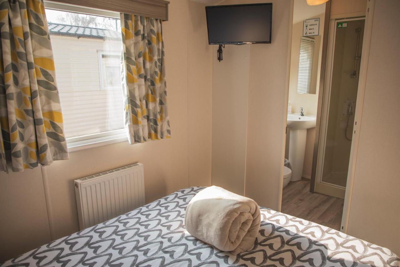 41 Orchard Bank, 3 Bed, Rockley Park Poole 빌라 외부 사진