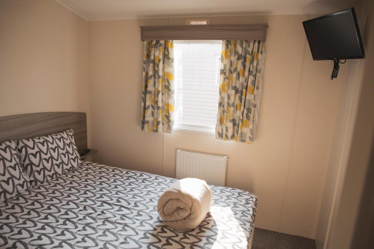 41 Orchard Bank, 3 Bed, Rockley Park Poole 빌라 외부 사진
