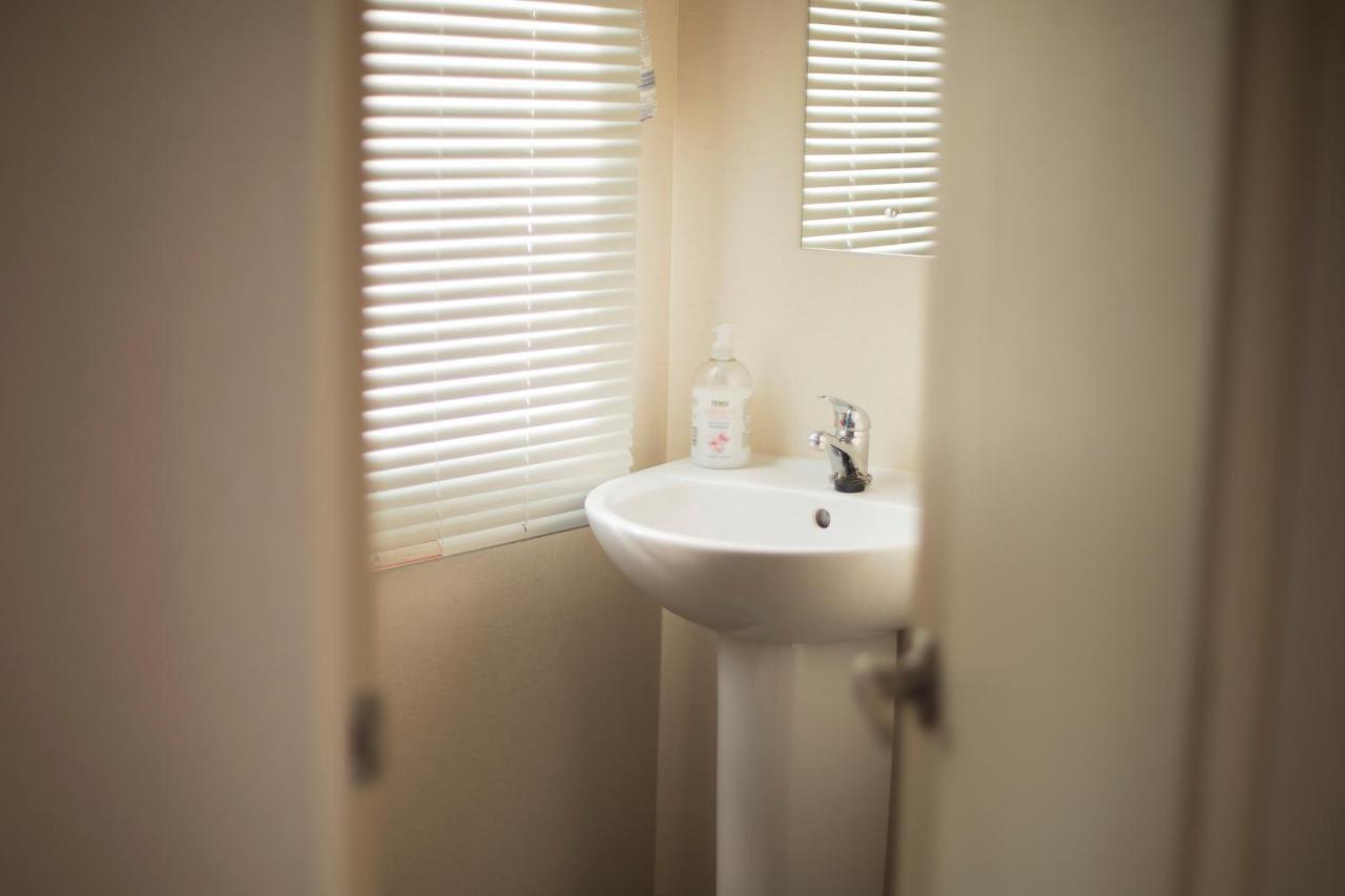 41 Orchard Bank, 3 Bed, Rockley Park Poole 빌라 외부 사진
